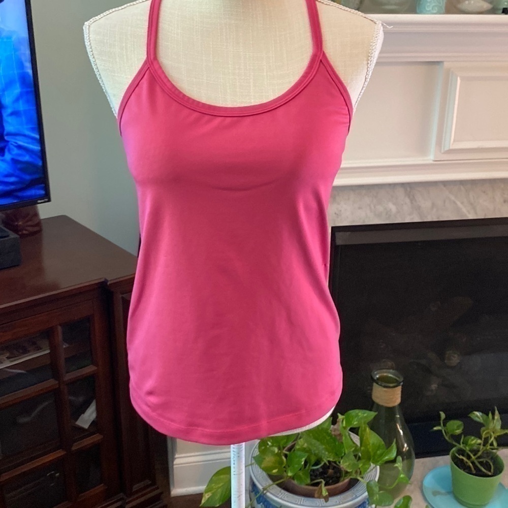 Athleta size 36C  tank with bra insert pink flaw